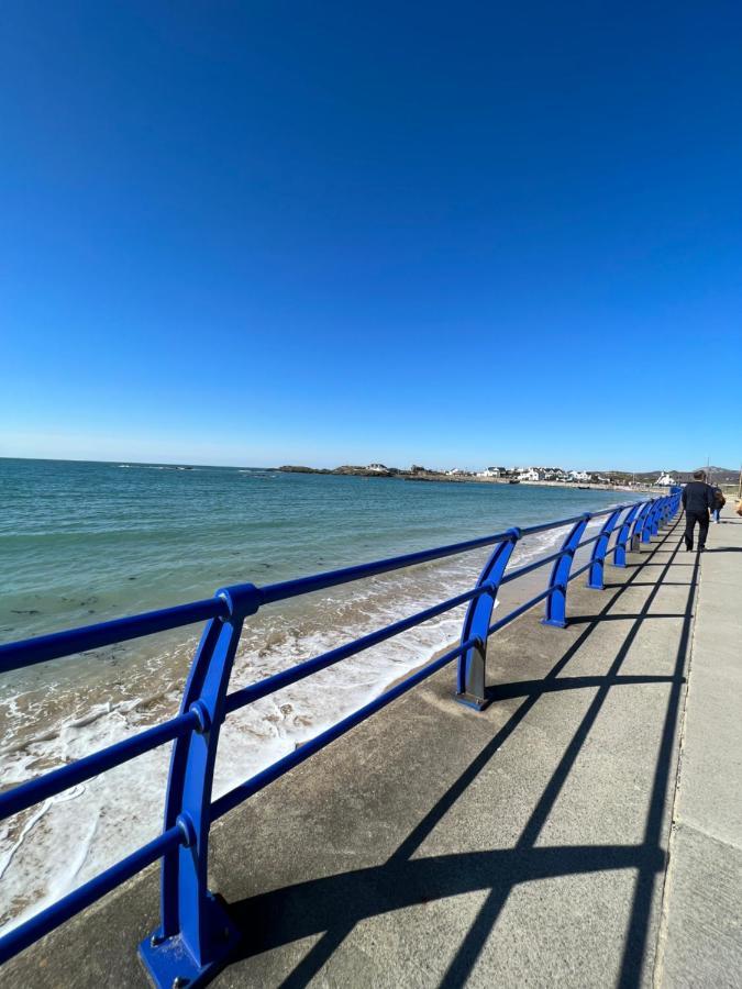 Coastal Retreat 150M From Beach Perfect For Families And Dogs Trearddur Exterior photo