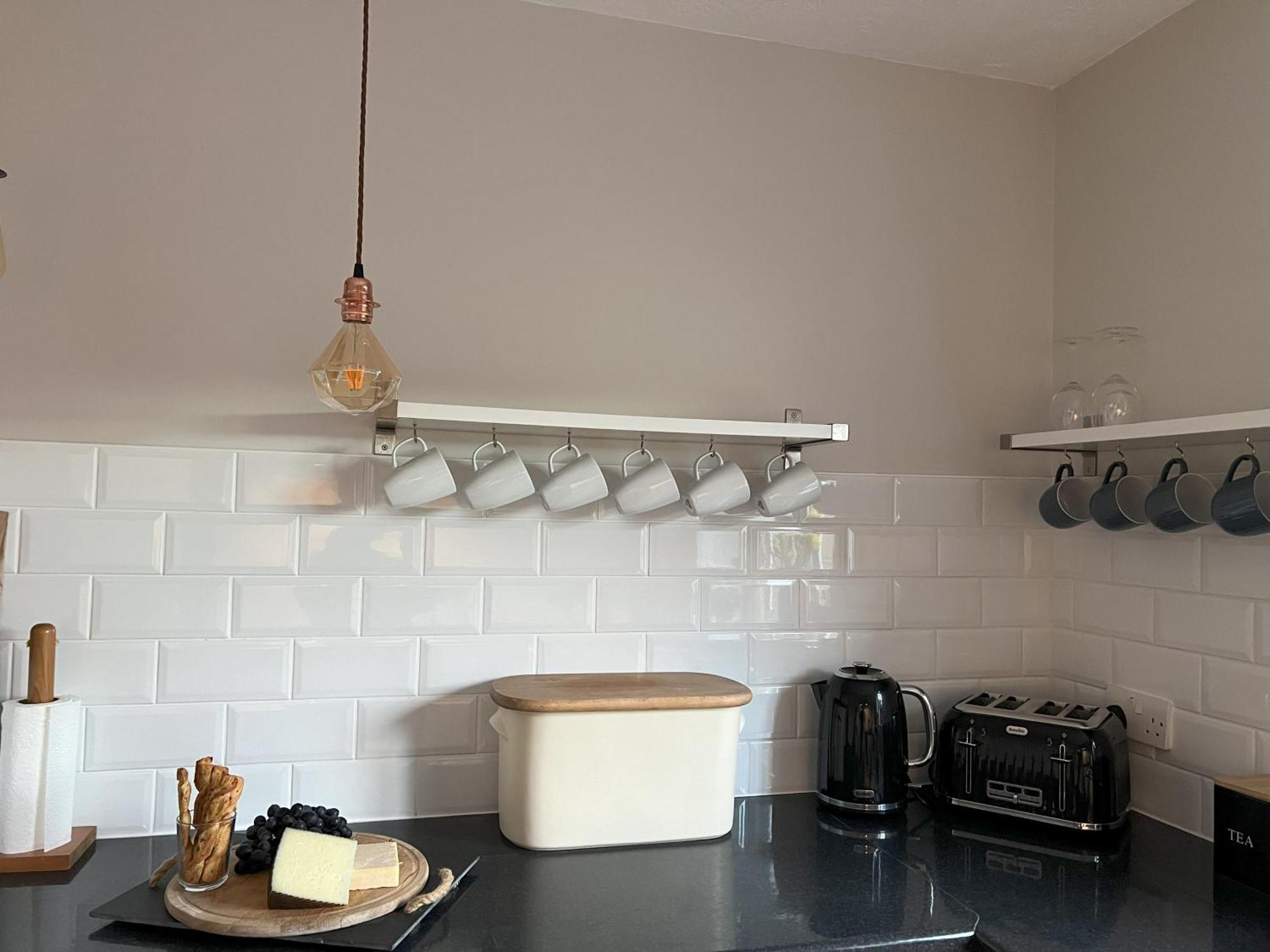 Coastal Retreat 150M From Beach Perfect For Families And Dogs Trearddur Exterior photo
